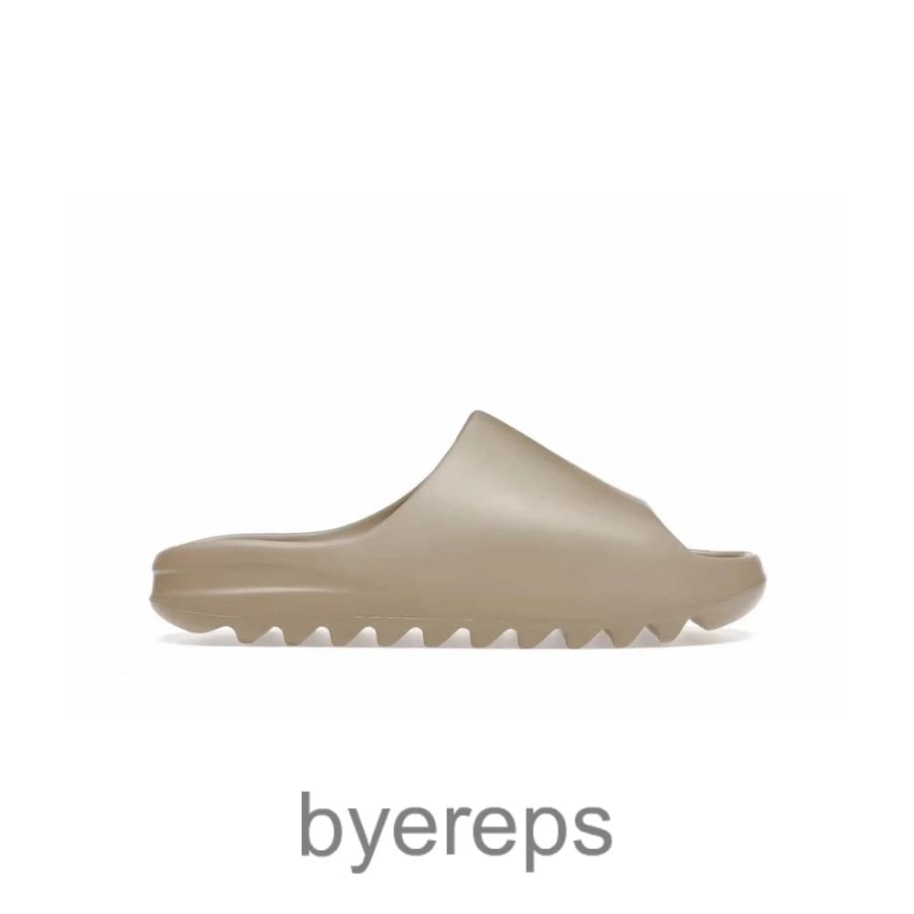 Yeezy Slide Pure