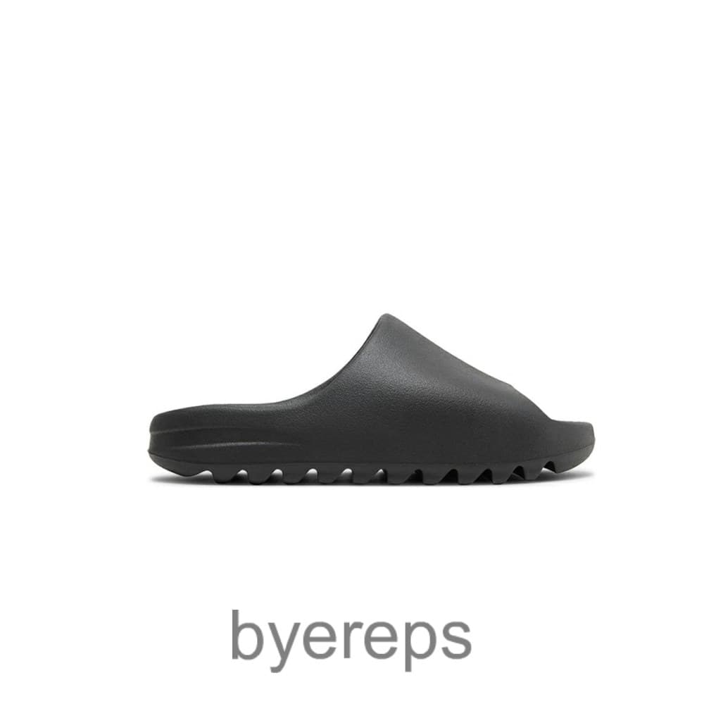 Yeezy Slides Onyx (Matte Upper)