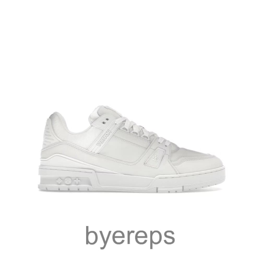 Trainer White