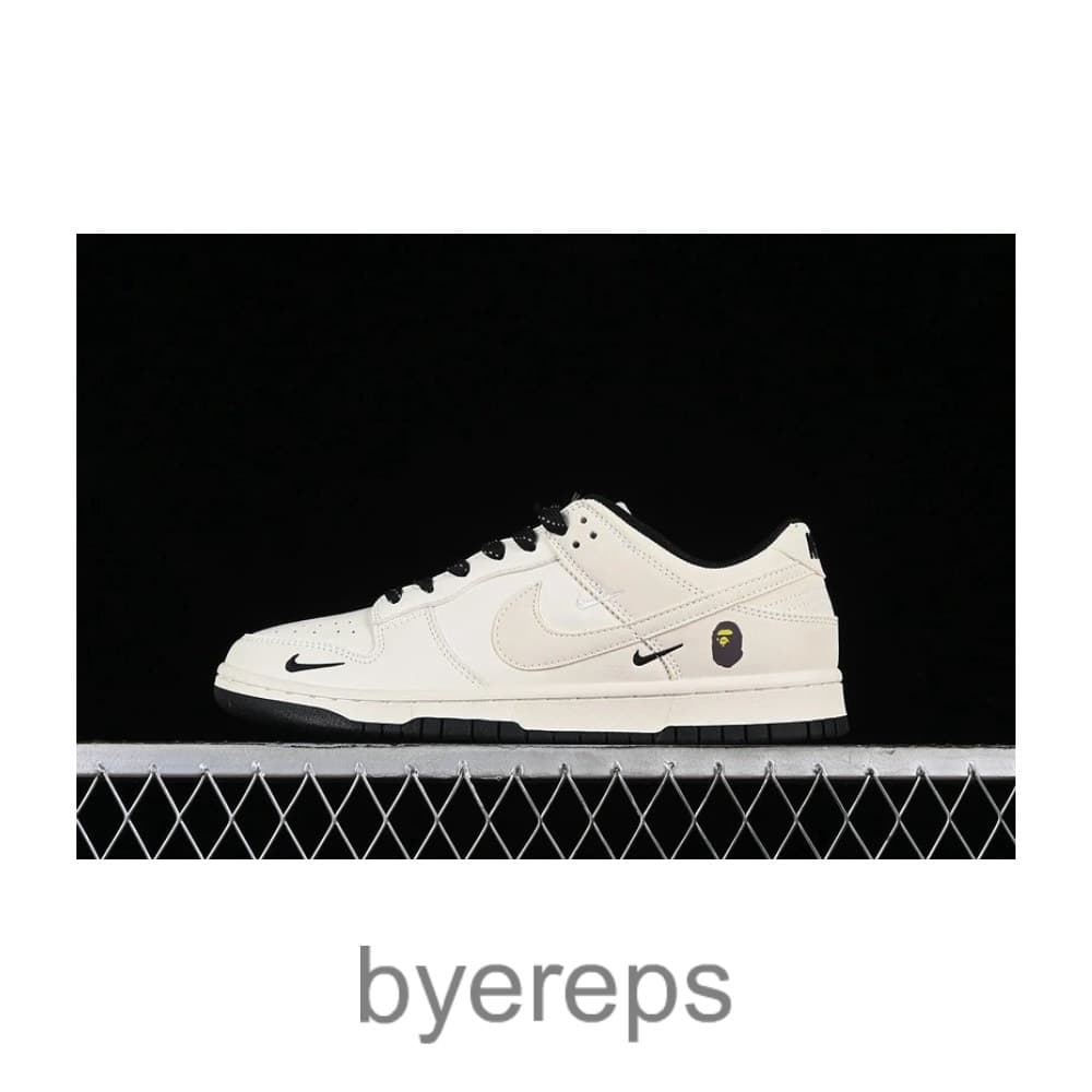 SB Dunk Low Bape Off White/Black