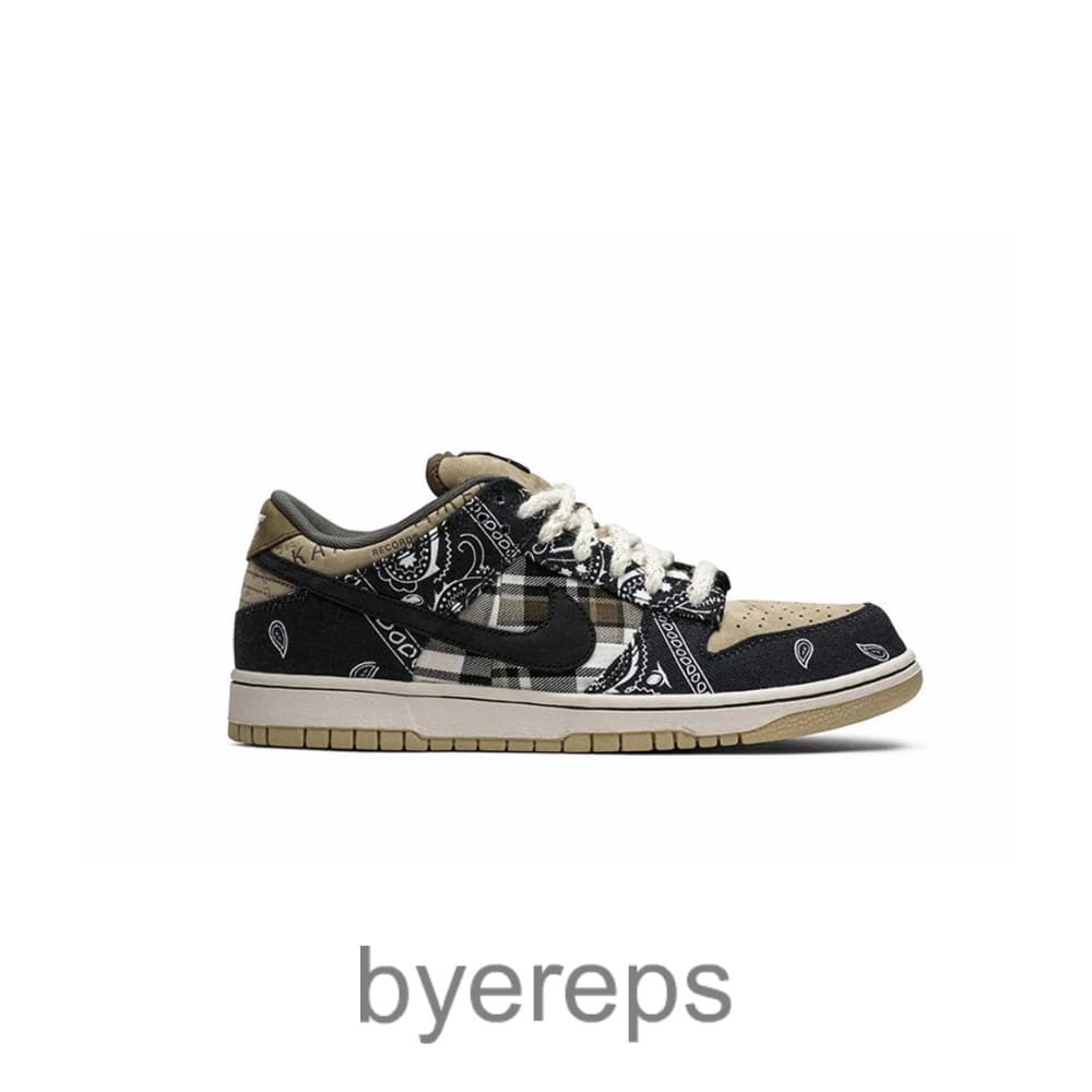 Travis Scott Dunks Bandana Low