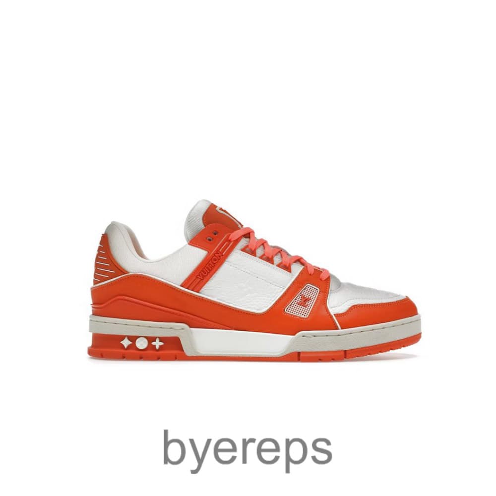 Trainer Orange