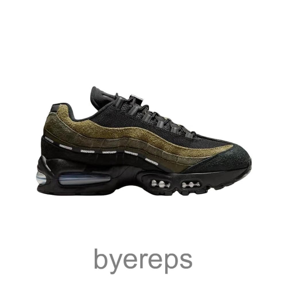 Undefeated X Air Max 95 Medium Olive