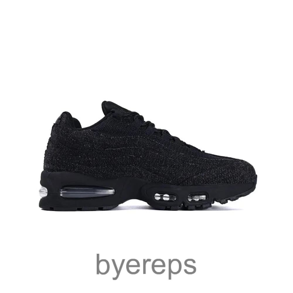 Levi'S X Air Max 95 Sneakers Black