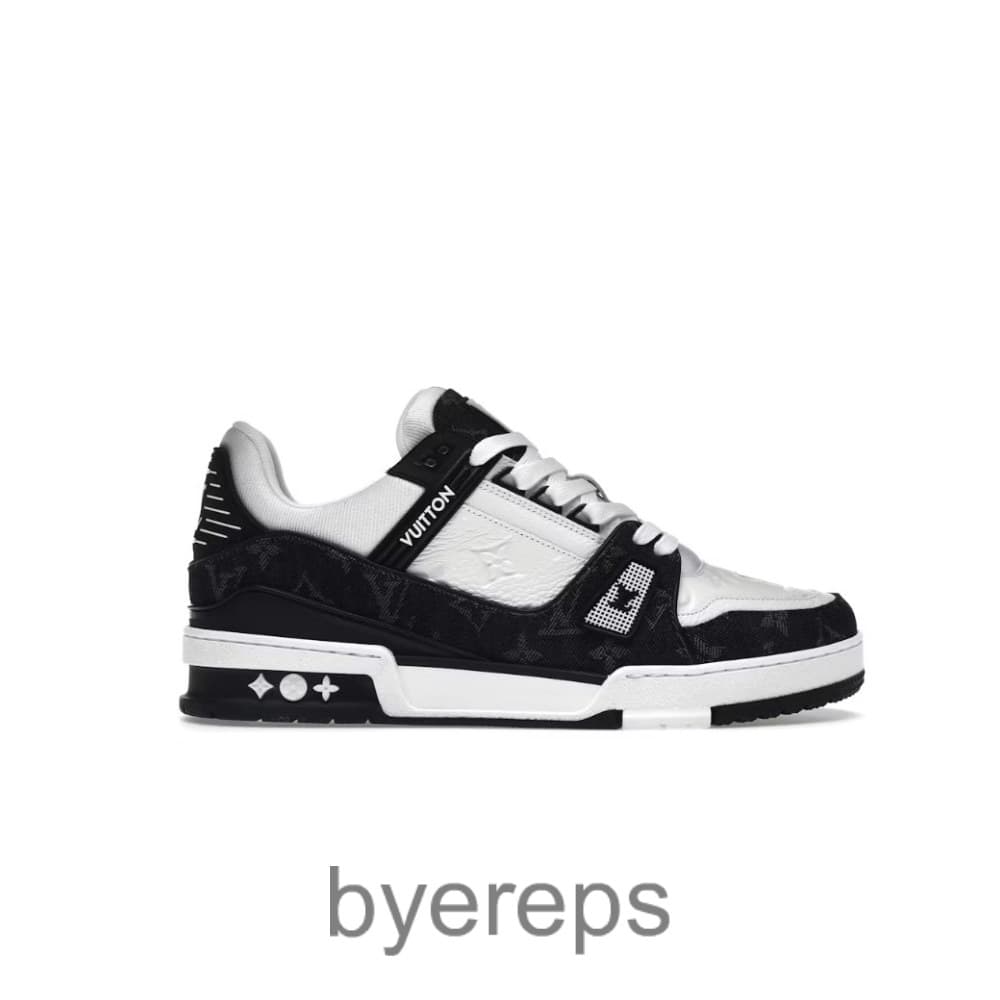 Trainer White Black