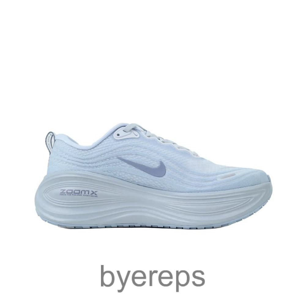 Vomero Plus Football Grey