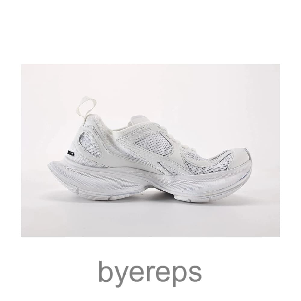 Balen Mens Circuit Trainers White