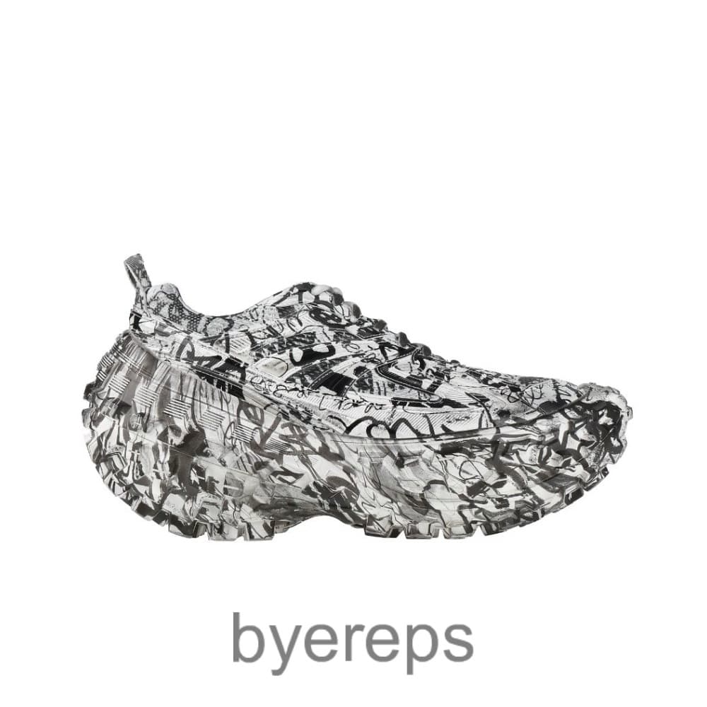 Balenciagaciaga Bouncer Graffiti-Print Sneakers