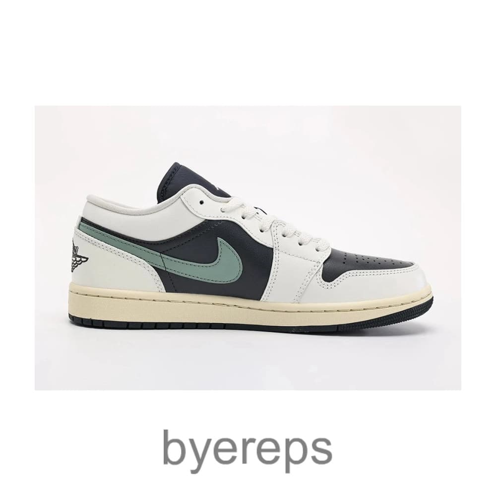 Jordan 1 Low Jade Smoke