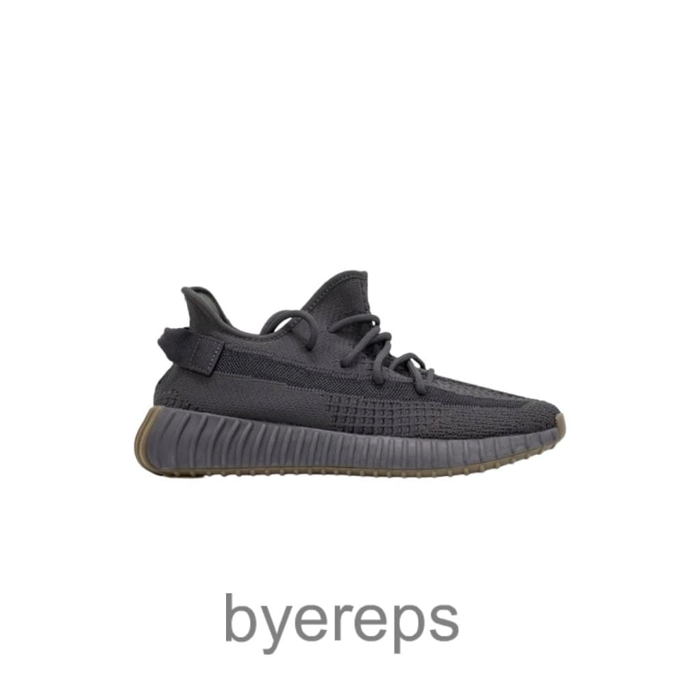 Yeezy 350 V2 Cinder