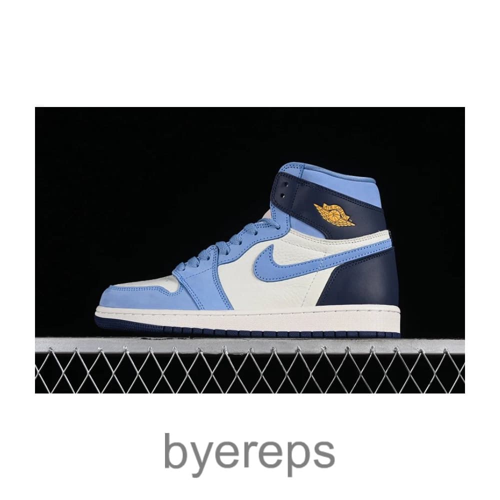 Air Jordan 1 High OG First In Flight University Blue/Midnight Navy/Sail