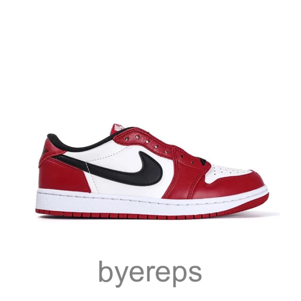 Jordan 1 Retro Low OG Chicago 2025