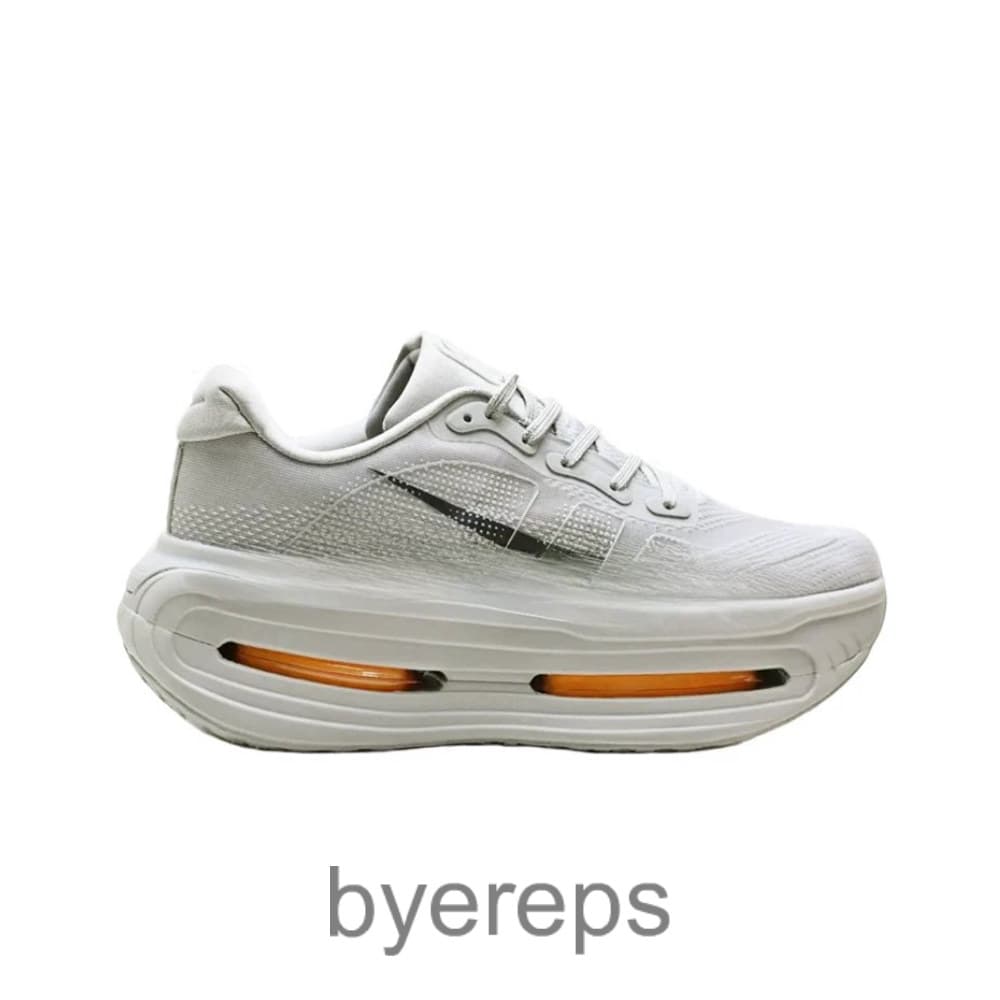 Nike Vomero Premium Grey
