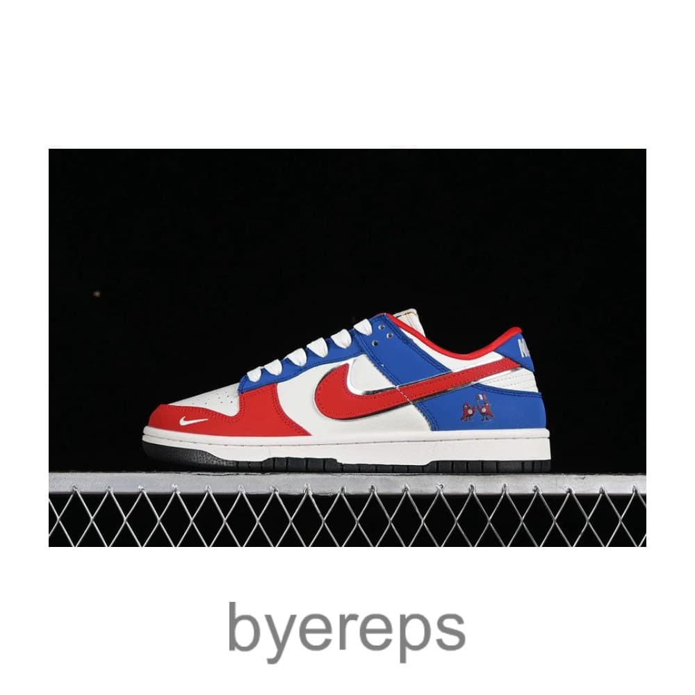 SB Dunk Low White/Red/Blue