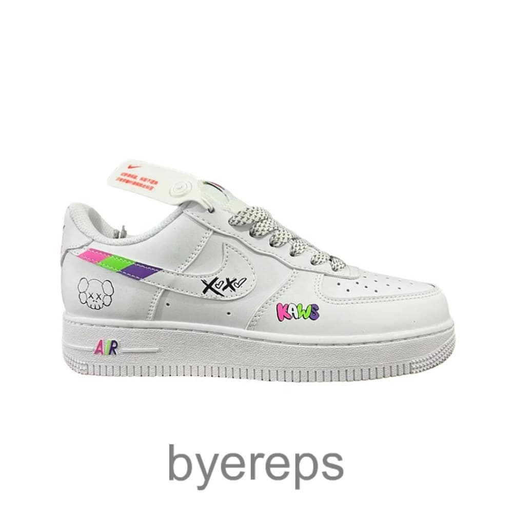 Air Force 1 Low '07 Kaws White