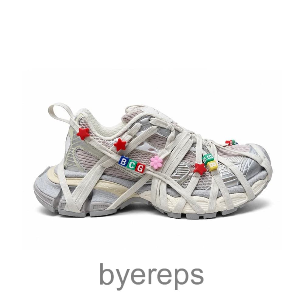 Balenciaga 3xl Extreme Lace Beads Eggshell Mutico